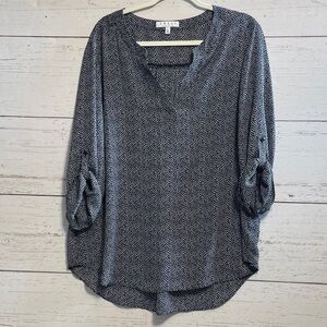 Chaus 3/4 Sleeve V Neck Blouse in Black and Tiny White Print Pattern, size XL
